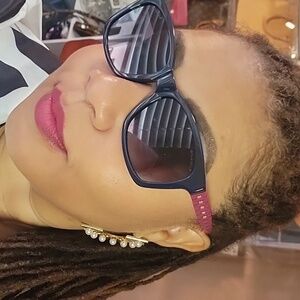 Chanel SUNNIES PINK & BLUE with case